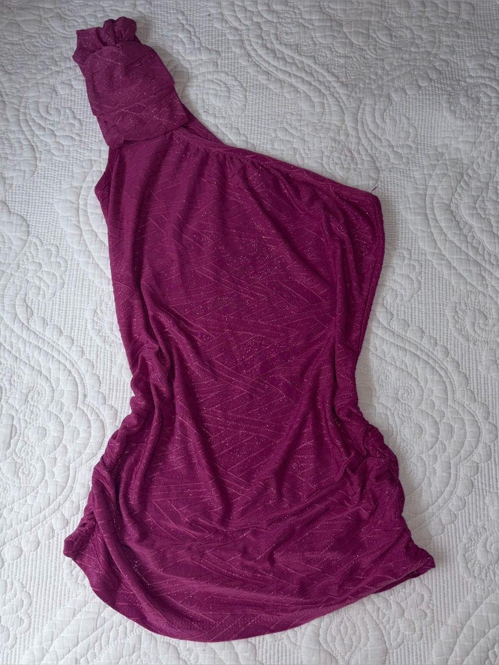 Charlotte Russe Y2K One Shoulder Going Out Top. Size: Small. Color: Magenta.